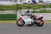 Vintage-motorcycle-club;eventdigitalimages;mallory-park;mallory-park-trackday-photographs;no-limits-trackdays;peter-wileman-photography;trackday-digital-images;trackday-photos;vmcc-festival-1000-bikes-photographs